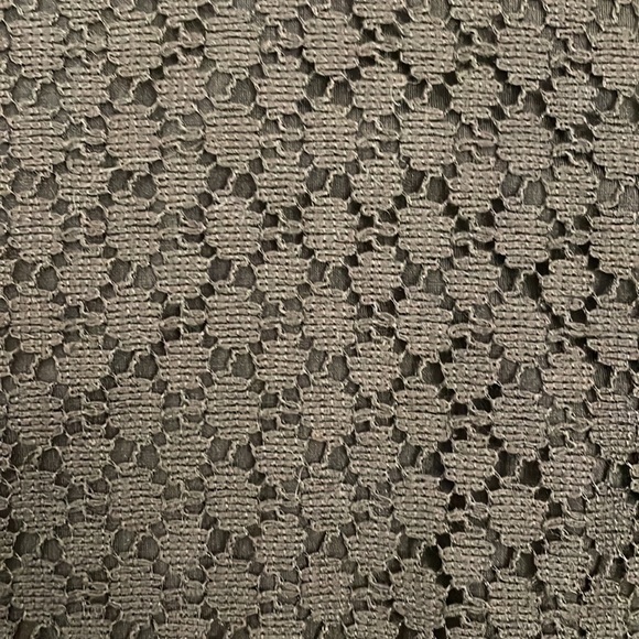 Banana Republic Womens lace front overlay black Tshirt size small - Picture 2 of 4